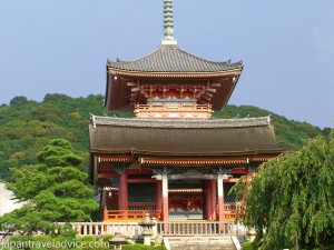Sai-mon gate Kiyomizu-dera